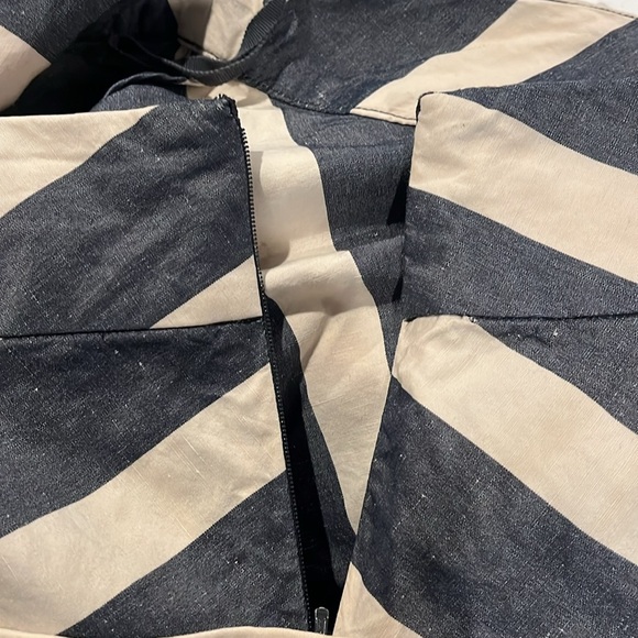 Anthropologie skirt with side zipper and side pockets size 00 - Picture 5 of 5